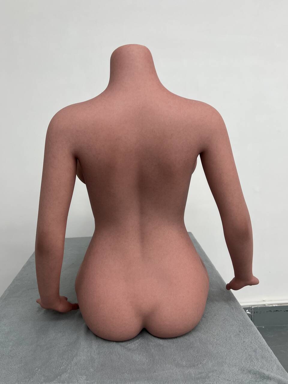 AIBEI | Slightly Flawed 167cm/5ft6 E-Cup Sucking Vagina Silicone Bodies - 40% OFF Light Tan Skin